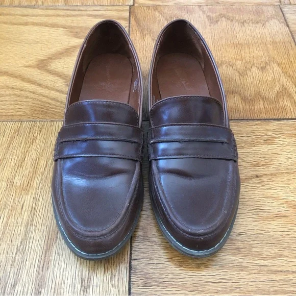 Universal Thread Faux Leather Loafer - Picture 2 of 7